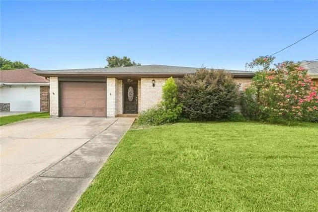 $2,600 | 4529 Avron Boulevard, Metairie, LA 70006
