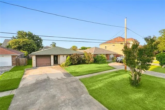 $2,600 | 4529 Avron Boulevard, Metairie, LA 70006