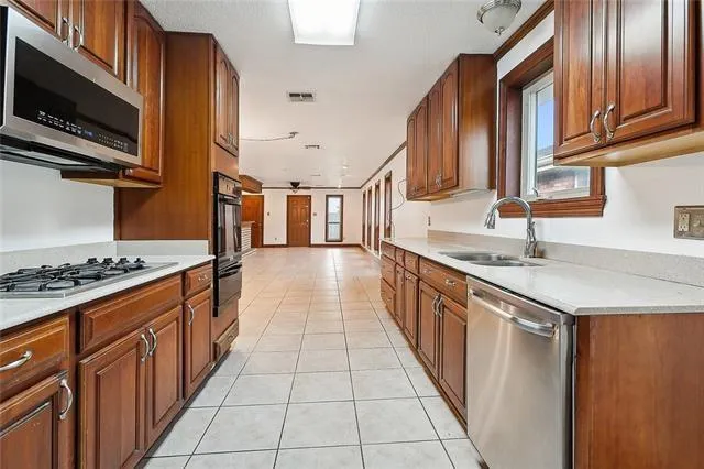 $2,600 | 4529 Avron Boulevard, Metairie, LA 70006