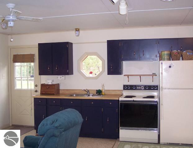 1677884-4.JPG