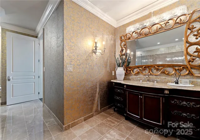 $2,750,000 | 215 North Pine Street, Unit 4301/4302, Charlotte, NC 28202