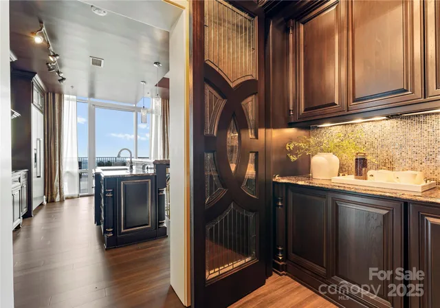 $2,750,000 | 215 North Pine Street, Unit 4301/4302, Charlotte, NC 28202