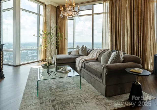 $2,750,000 | 215 North Pine Street, Unit 4301/4302, Charlotte, NC 28202