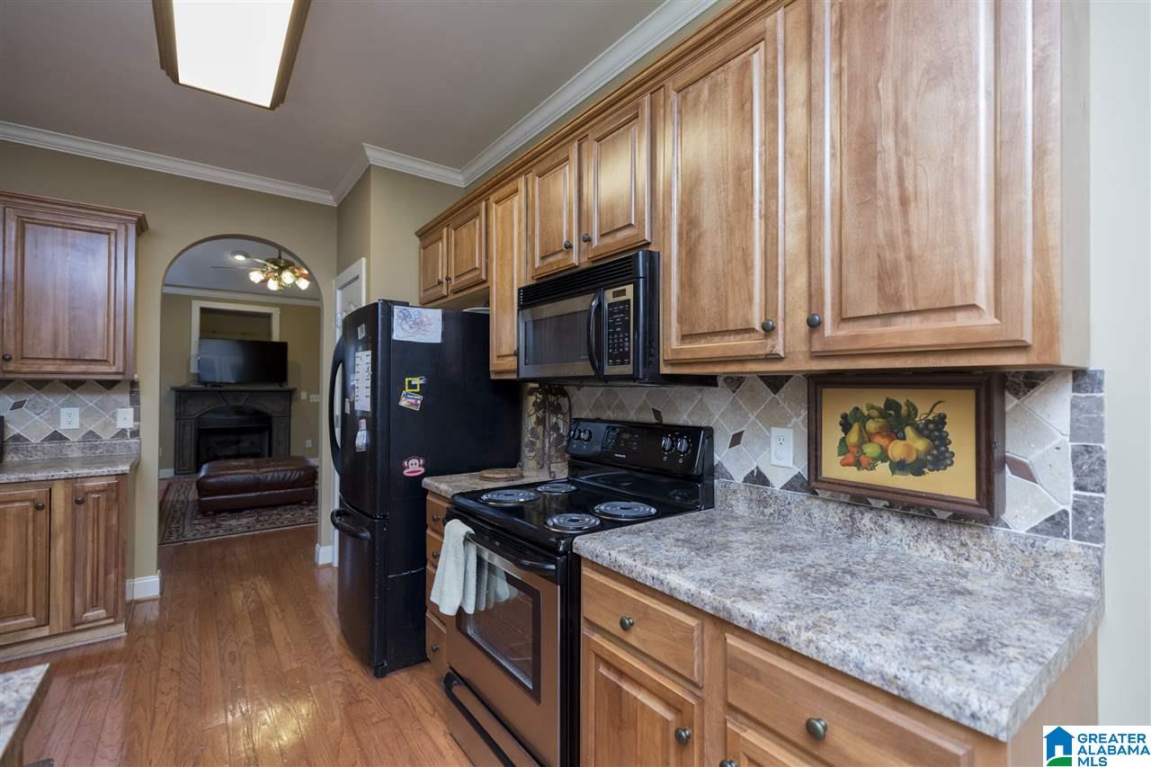 1102 Weybridge Road Pelham, AL 35124 - Photo 19 of 27