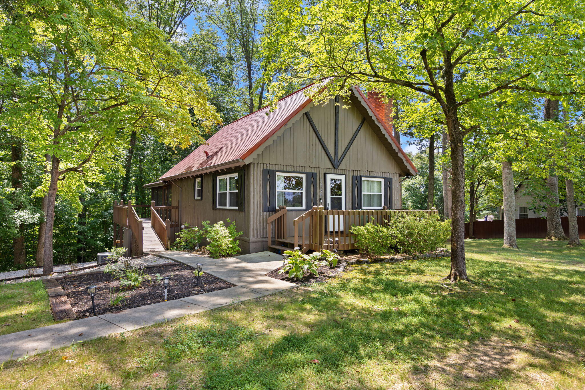1356 Todd Farm Road Nancy, KY 42544 - Photo 4 of 66 1-web-or-mls-413A8060