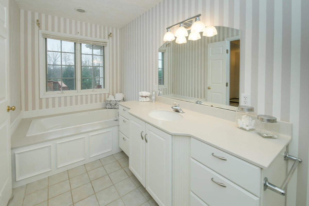 13 Blue Stone Ridge Battle Creek, MI 49014 - Photo 14 of 29 13 Blue Stone Ridge-113
