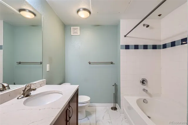 $1,495 | 7240 West Custer Avenue, Unit 217, Lakewood, CO 80226