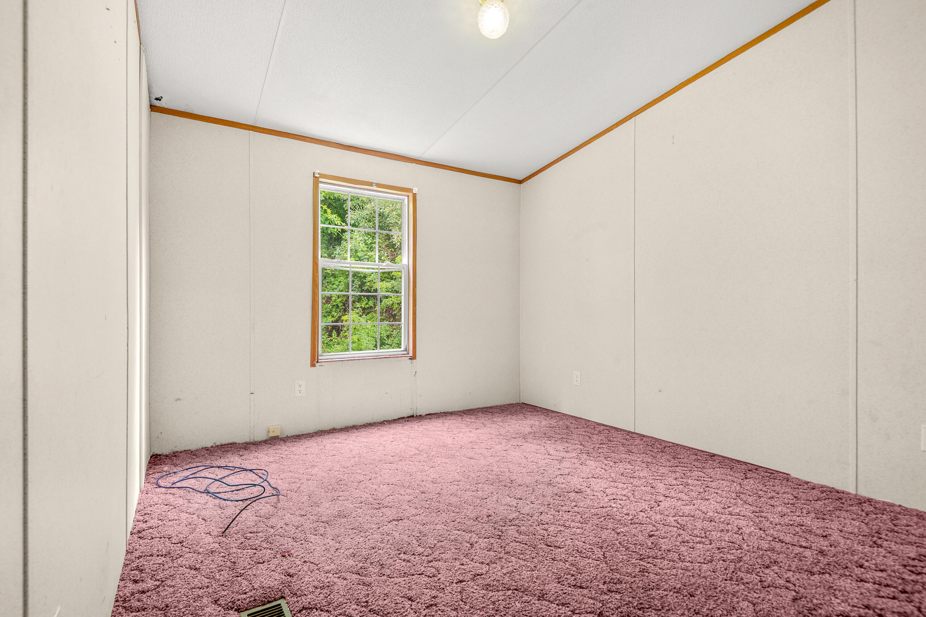 154 Arkle Road Gray, KY 40734 - Photo 15 of 29 Bedroom 3