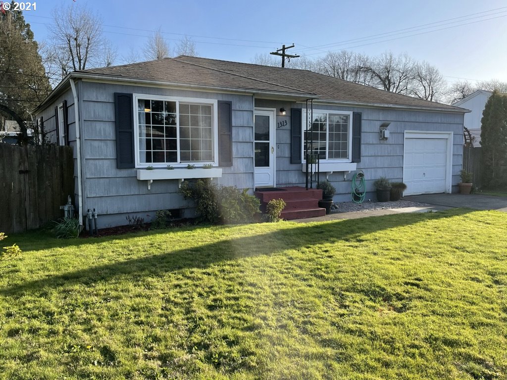 1313 Modoc Street Springfield, OR 97477 - Photo 3 of 31