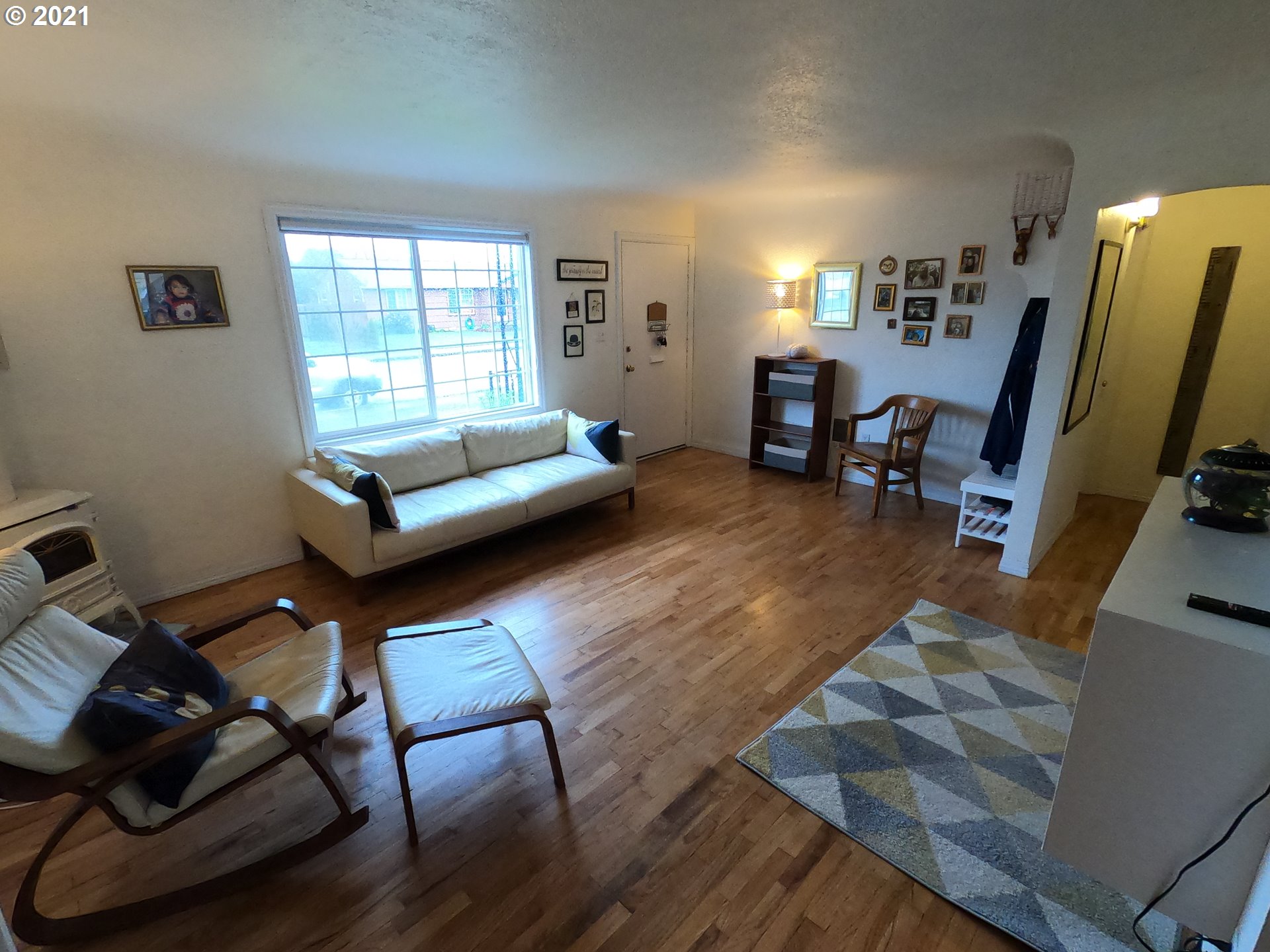 1313 Modoc Street Springfield, OR 97477 - Photo 8 of 31
