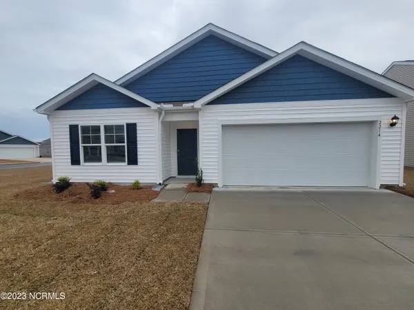 $2,450 | 2214 Emerald Avenue, Castle Hayne, NC 28429