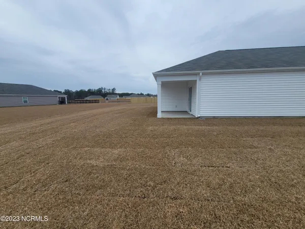 $2,450 | 2214 Emerald Avenue, Castle Hayne, NC 28429