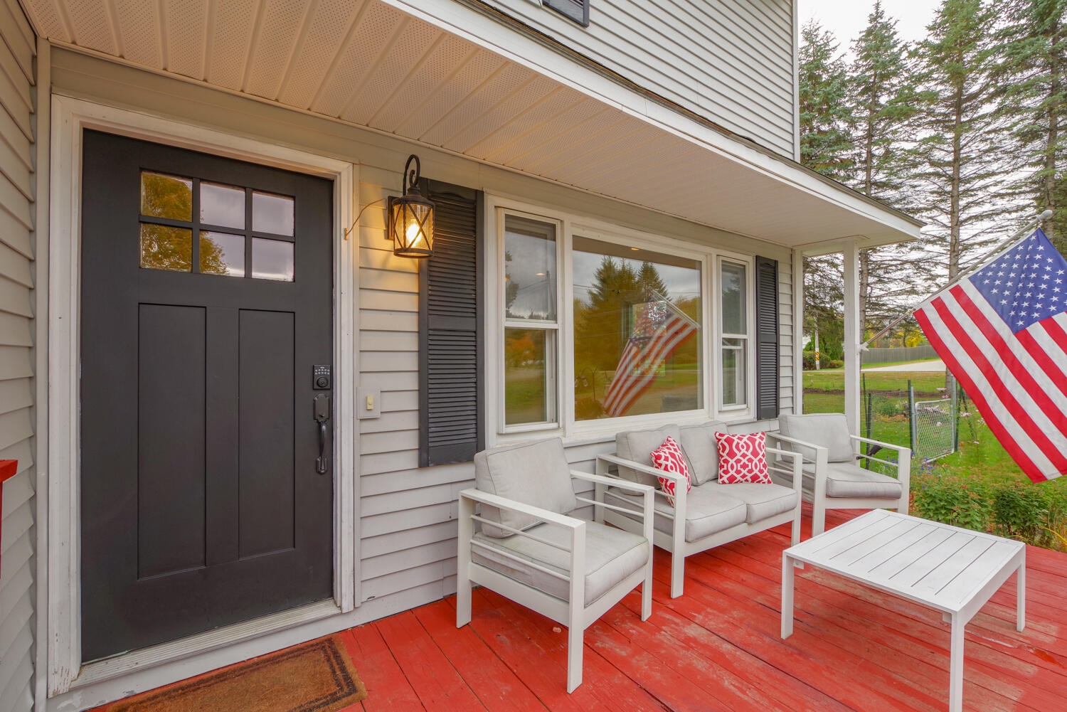 592 Main Street Orono, ME 04473 - Photo 4 of 28 592 Main Rd Eddington 04-(ZF-4685-56285-