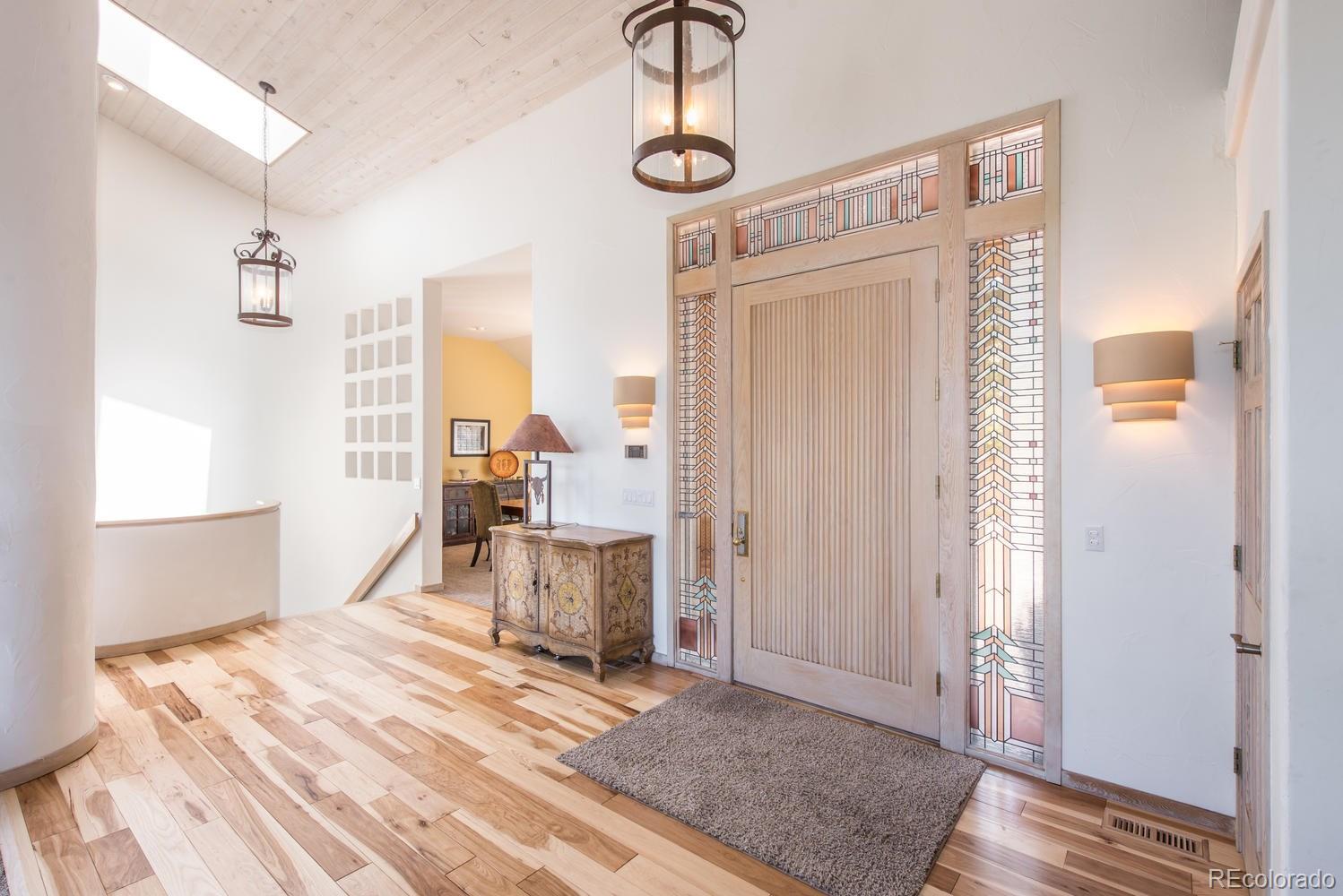 935 Castle Ridge Road Golden, CO 80401 - Photo 4 of 35