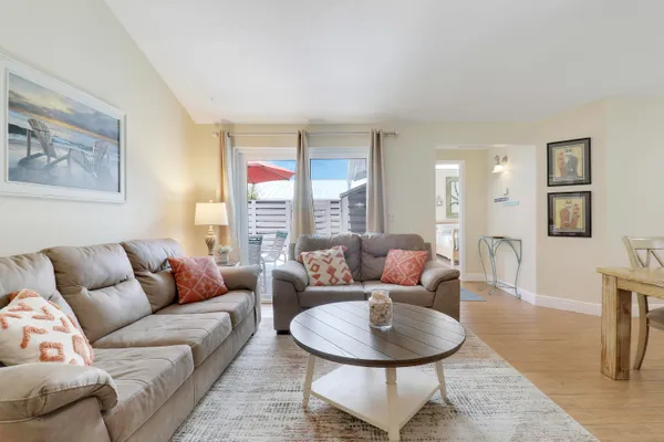 $3,000 | 1801 South Us Highway, Unit 7C, Jupiter, FL 33477