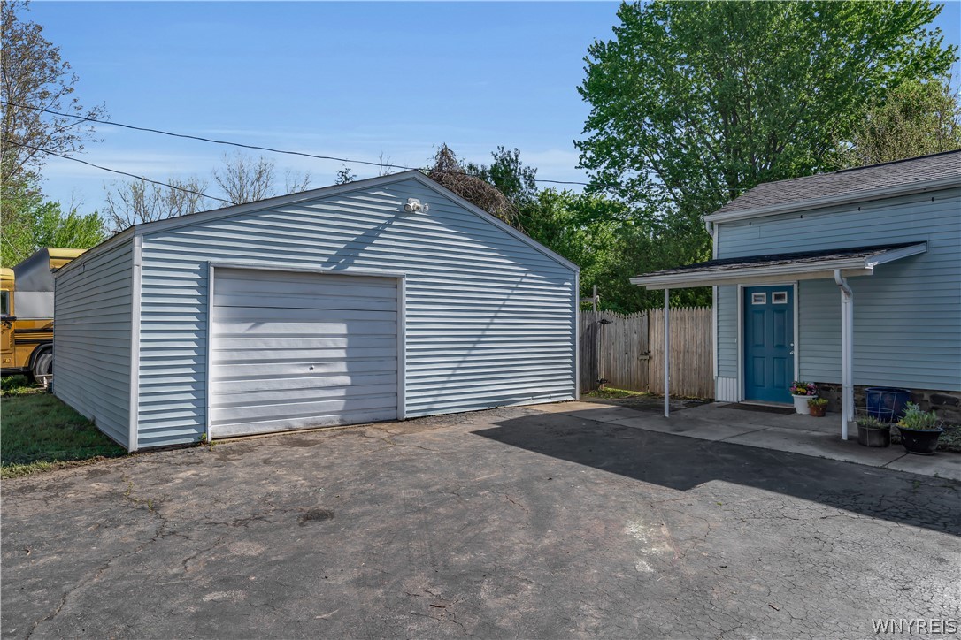 5565 Ridge Road Newfane, NY 14094 - Photo 32 of 50