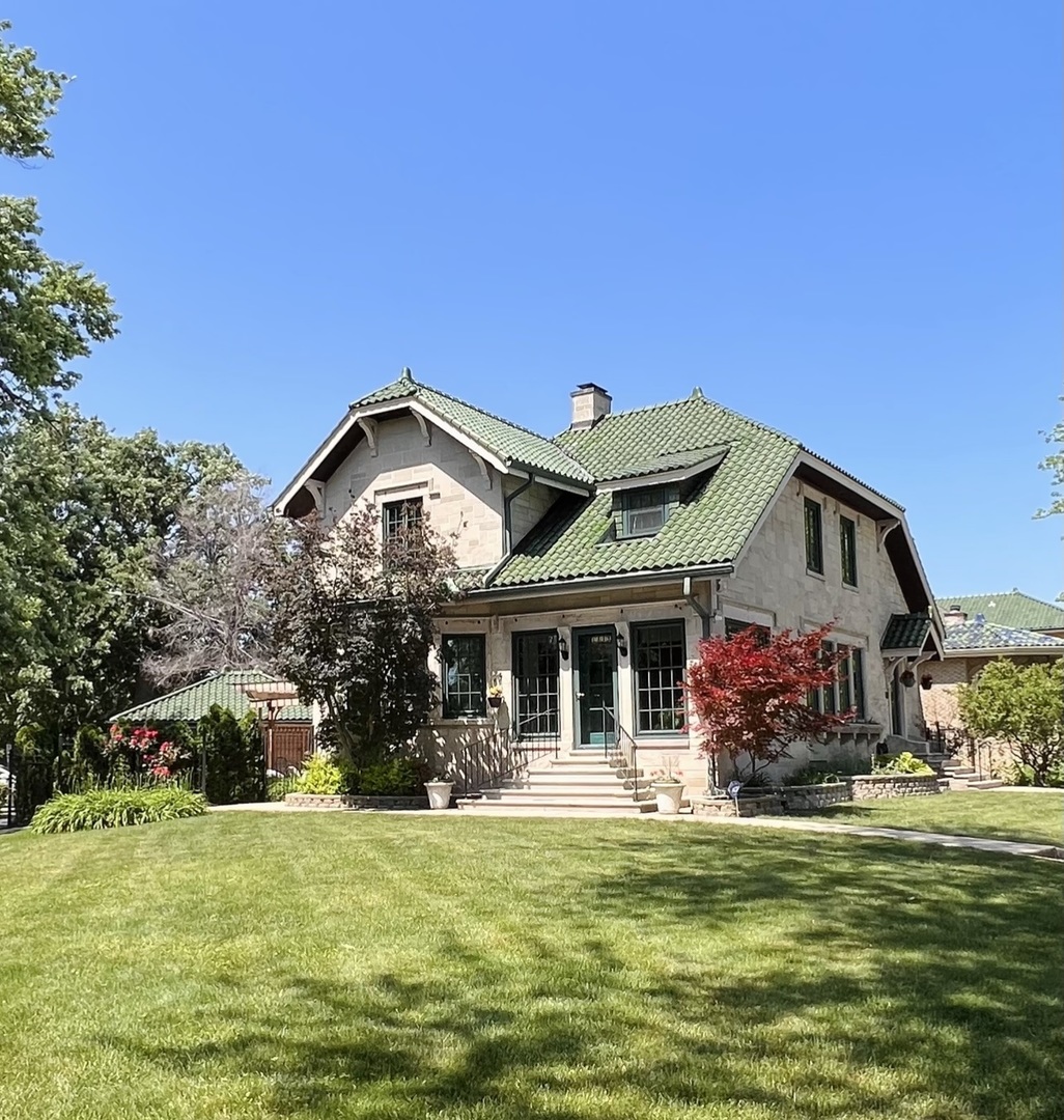 6849 Riverside Drive Berwyn, IL 60402 - Photo 1 of 33 a front view of house with yard