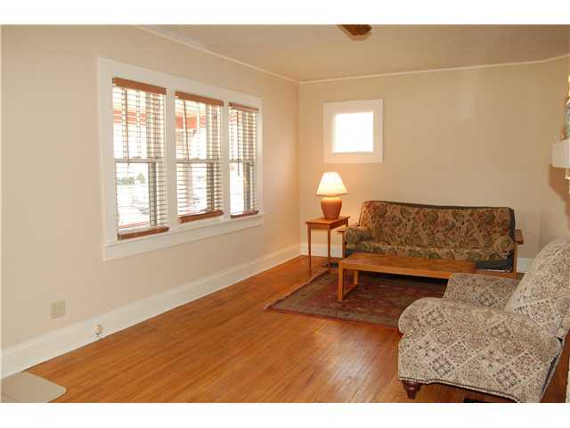 396 Blenheim Road Columbus, OH 43214 - Photo 4 of 22 Gallery Image 4