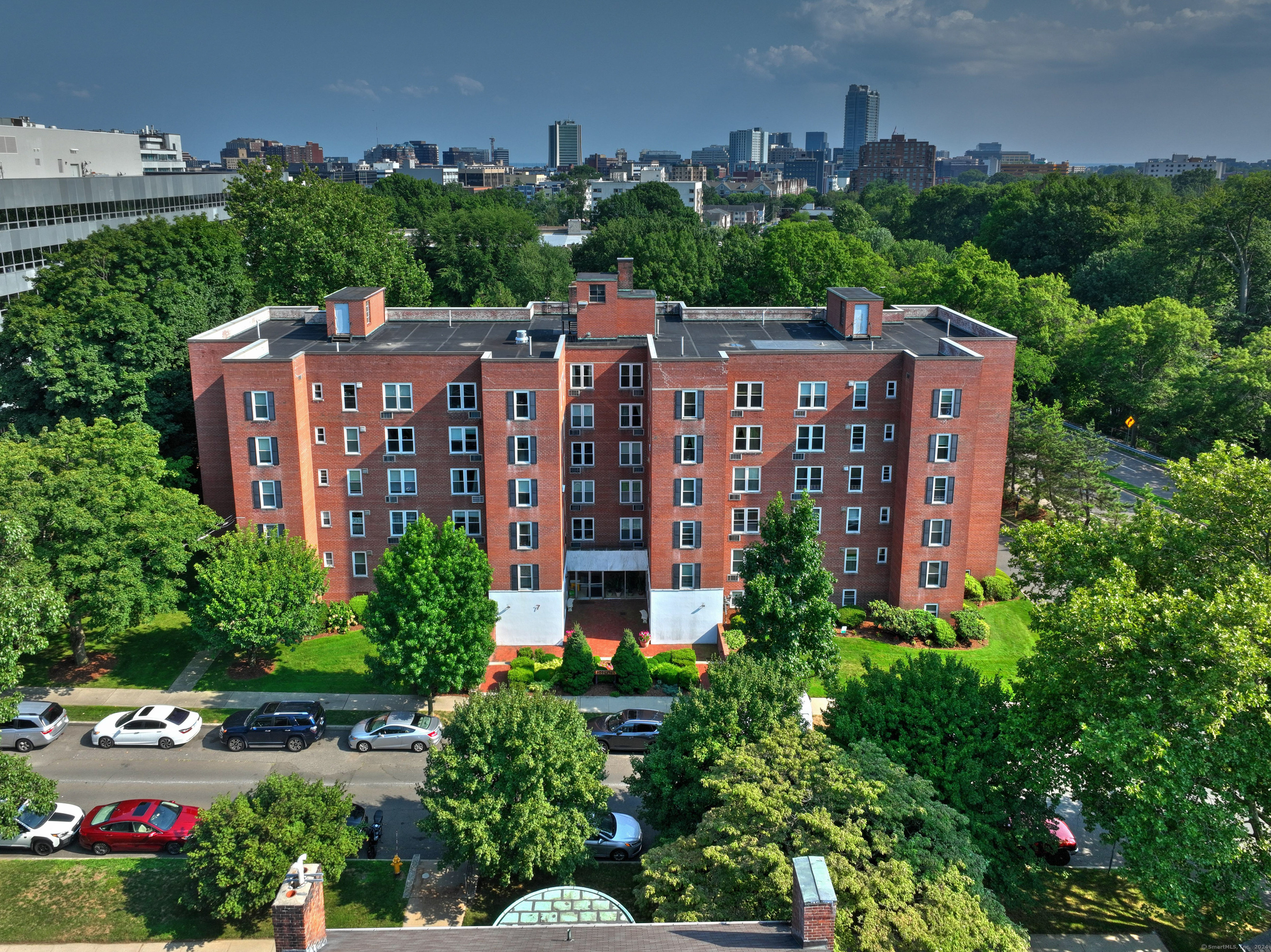 7 4th Street, Unit 5F Stamford, CT 06905 - Photo 30 of 33