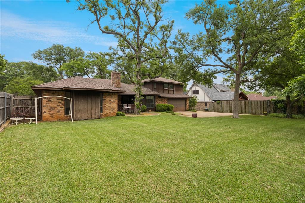 1401 Clover Hill Road Mansfield, TX 76063 - Photo 23 of 25
