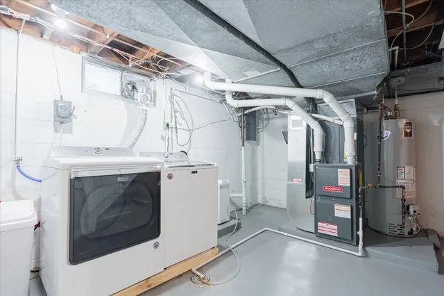 $185,900 | 27 University Court, Normal, IL 61761