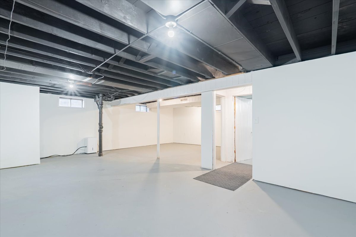 27 University Court Normal, IL 61761 - Photo 22 of 29 a view of an empty room