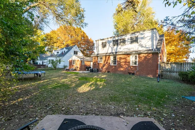 $185,900 | 27 University Court, Normal, IL 61761