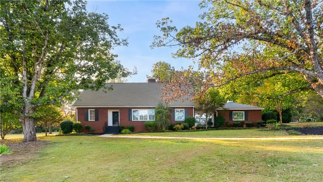 $445,000 | 1429 East Calhoun Street, Anderson, SC 29621