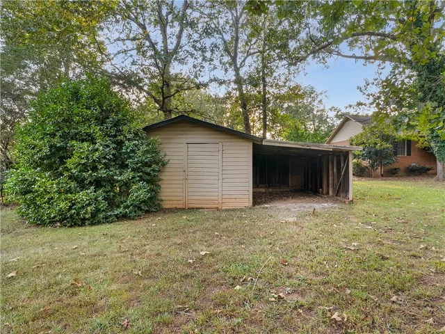 $445,000 | 1429 East Calhoun Street, Anderson, SC 29621