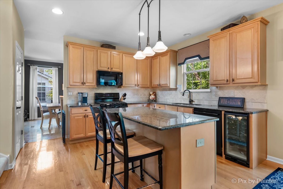 1421 Whitefence Road Bartlett, IL 60103 - Photo 11 of 48 Gallery Image 11