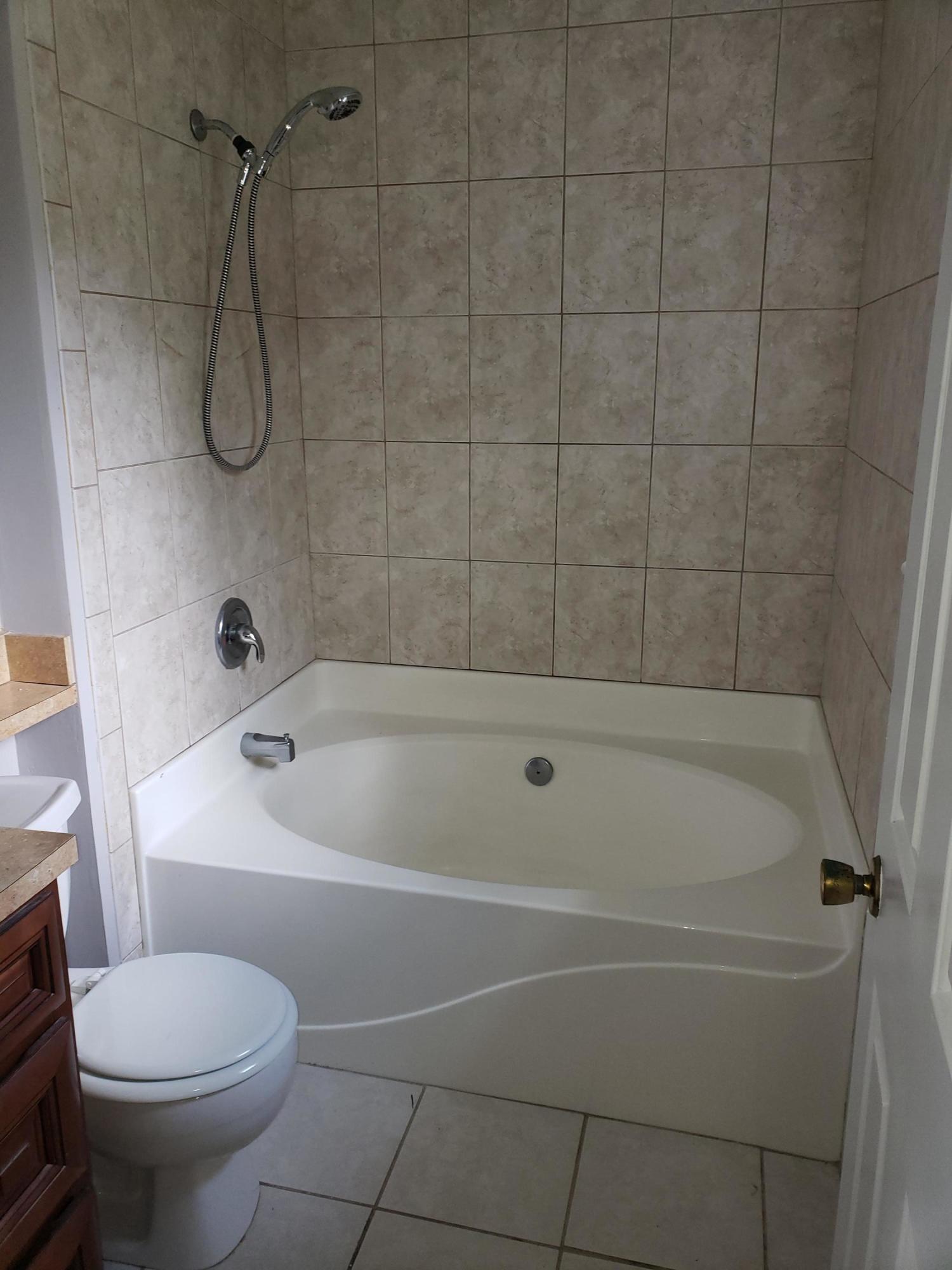 514 Laurel Ridge Road North Charleston, SC 29418 - Photo 12 of 20 master bath