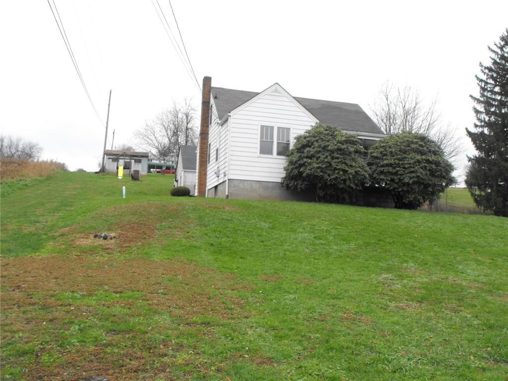 2021 Cemetery Road New Alexandria, PA 15670 - Photo 2 of 22 Gallery Image 2