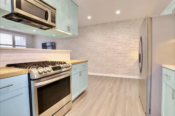 $2,884 | 311 St Michaels Walk, Unit 311, Union City, NJ 07087