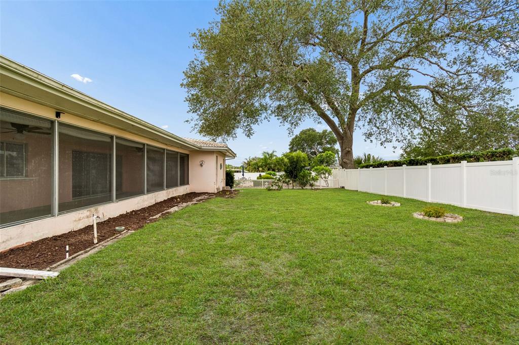 14363 Neptune Road Seminole, FL 33776 - Photo 45 of 65