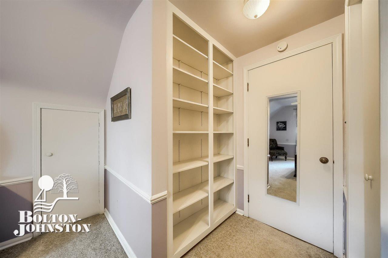 285 Moross Road Grosse Pointe, MI 48236 - Photo 34 of 50 50077953-33.JPG