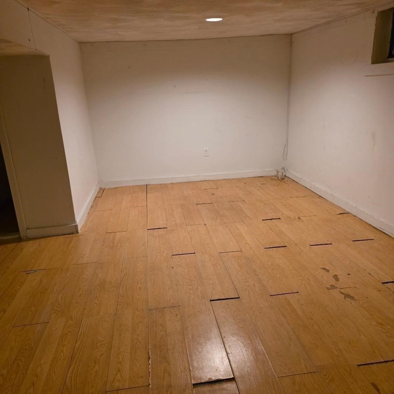 44 Coral Street Worcester, MA 01604 - Photo 24 of 34