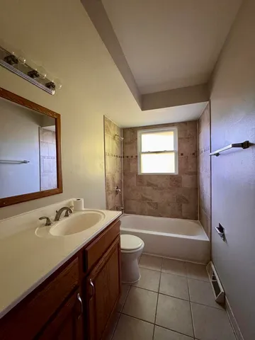 $201,000 | 15542 South Park Avenue, South Holland, IL 60473