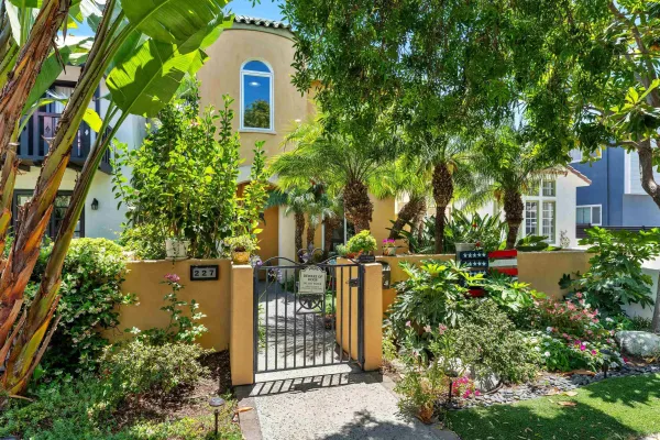 $2,950,000 | 227 C Avenue, Coronado, CA 92118