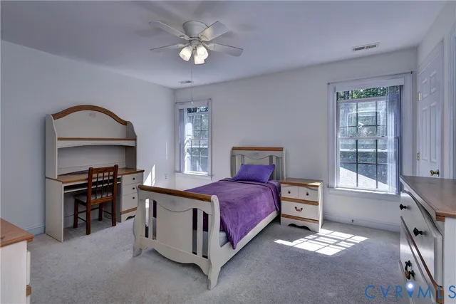 a view of a big room with lounge chair