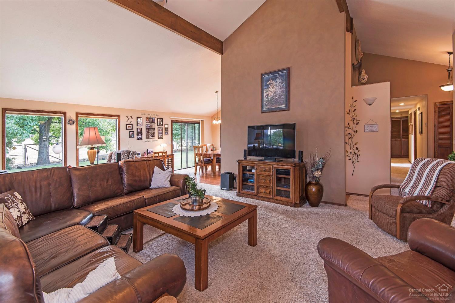 62570 Eagle Road Bend, OR 97701 - Photo 5 of 25 Additional Photo