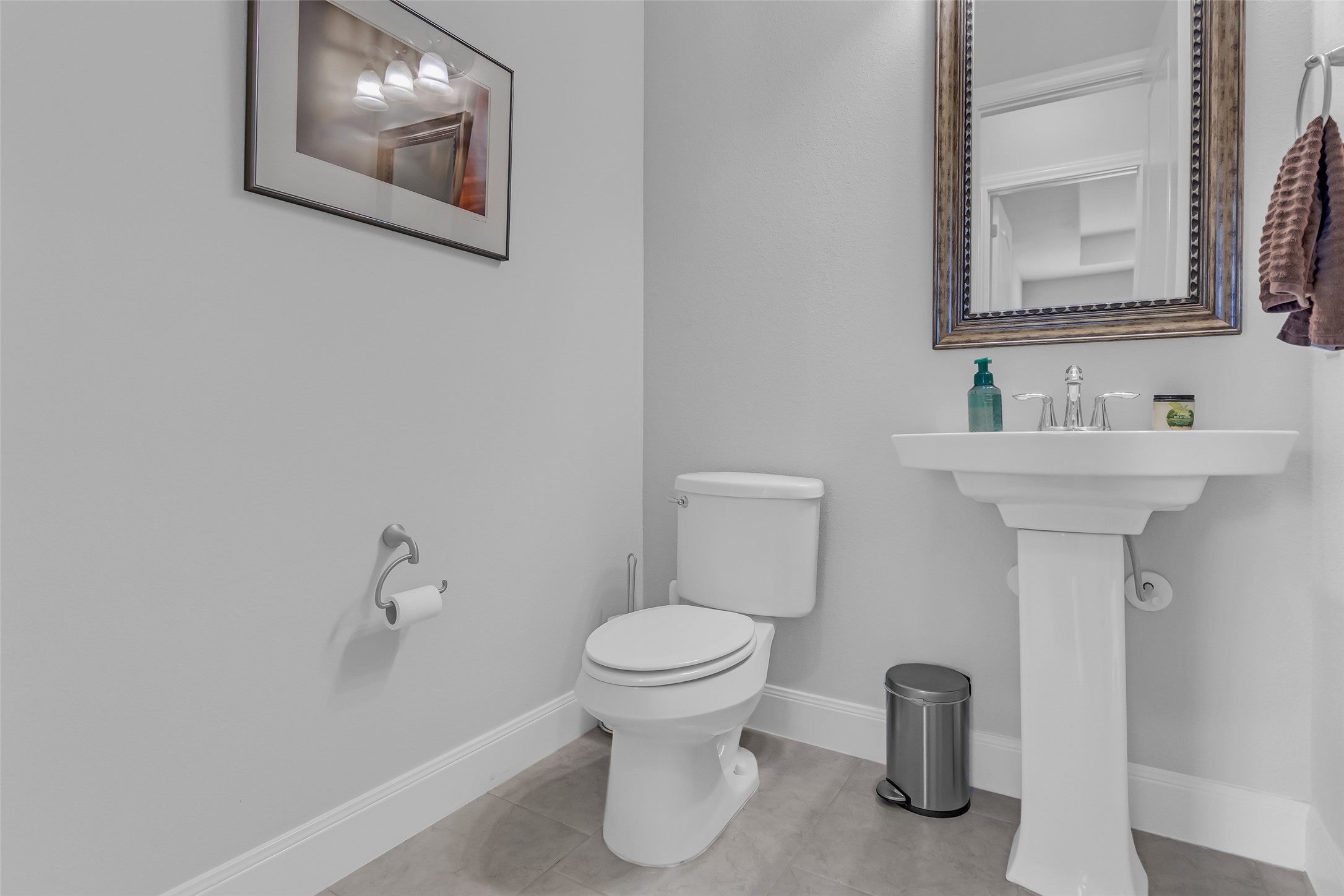232 Magnolia Reserve Loop Magnolia, TX 77354 - Photo 28 of 45 Guest Bath