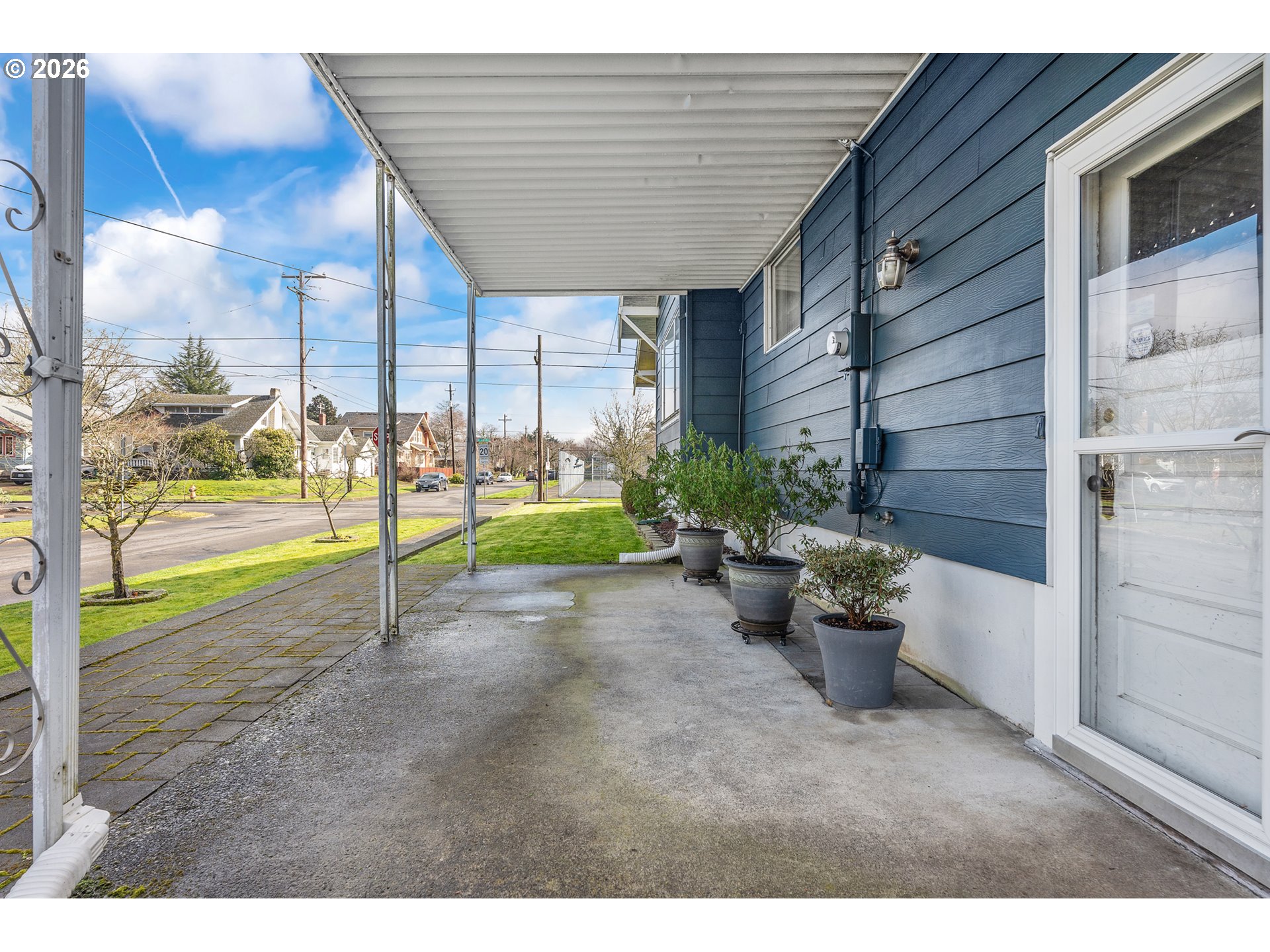 2845 Northeast 53rd Avenue Portland, OR 97213 - Photo 25 of 29 a view of a backyard with potted plants