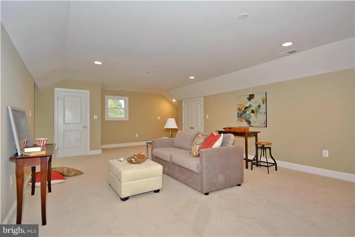 1817 Anderson Road Falls Church, VA 22043 - Photo 22 of 29 Rec Room