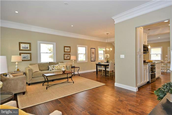 1817 Anderson Road Falls Church, VA 22043 - Photo 6 of 29 Living Room