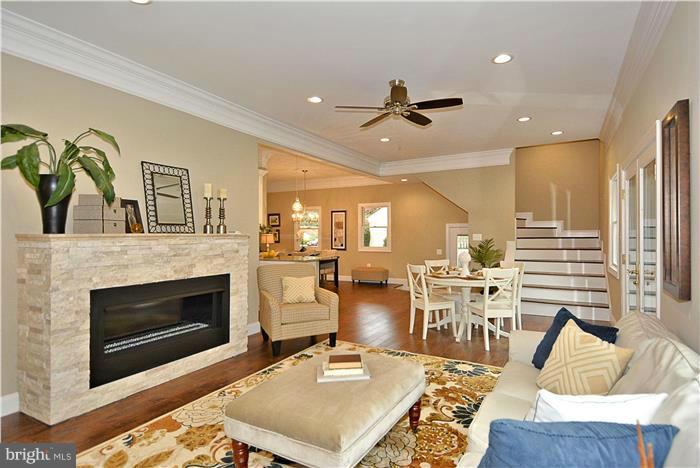 1817 Anderson Road Falls Church, VA 22043 - Photo 7 of 29 Family Room