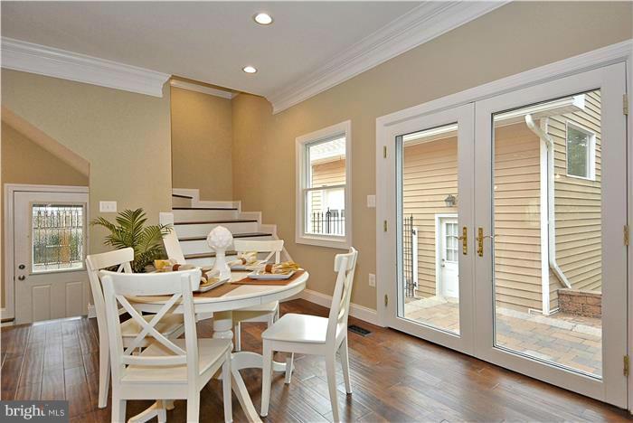 1817 Anderson Road Falls Church, VA 22043 - Photo 8 of 29 Breakfast Room