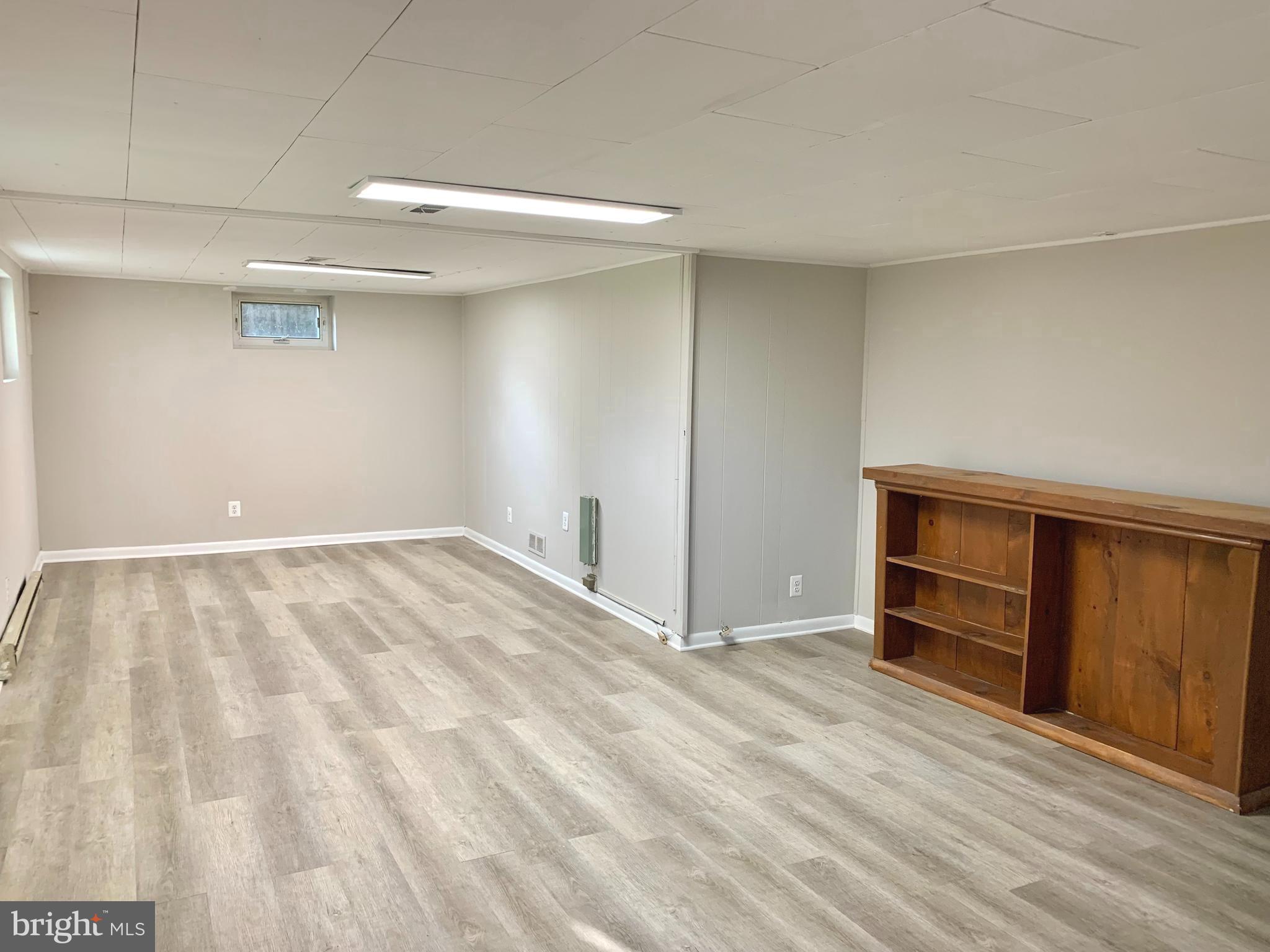 2615 13th Road South Arlington, VA 22204 - Photo 23 of 41 a view of an empty room with wooden floor and closet