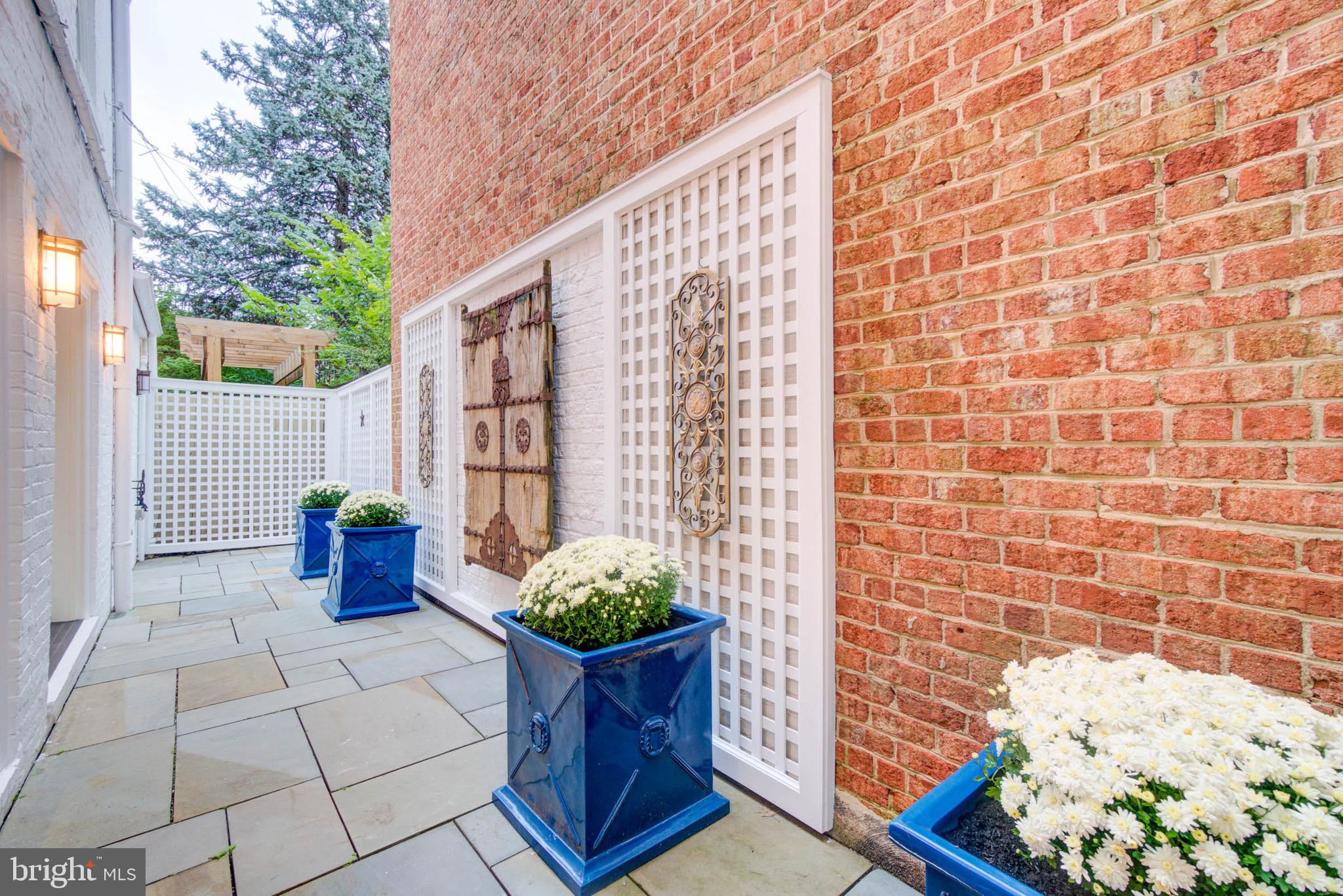 21 3rd Street Northeast Washington, DC 20002 - Photo 7 of 19