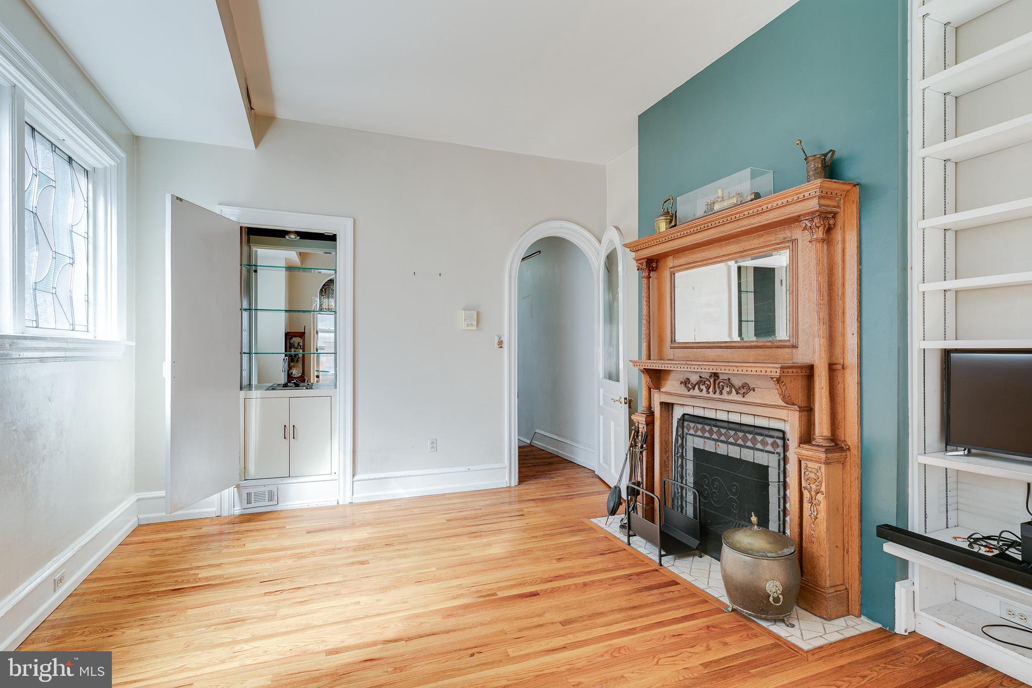 2302 Locust Street Philadelphia, PA 19103 - Photo 17 of 36 Gallery Image 17