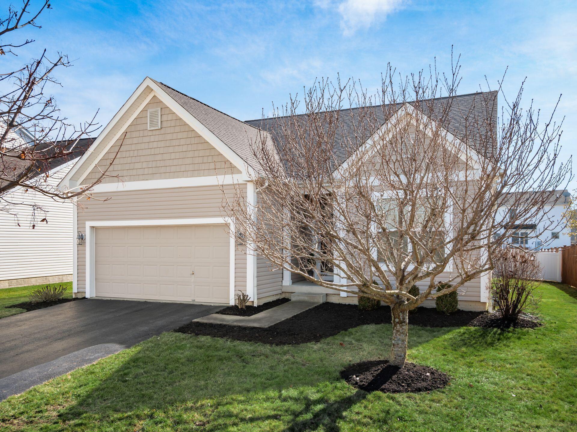 172 Stockard Loop Delaware, OH 43015 - Photo 5 of 45 Front Exterior